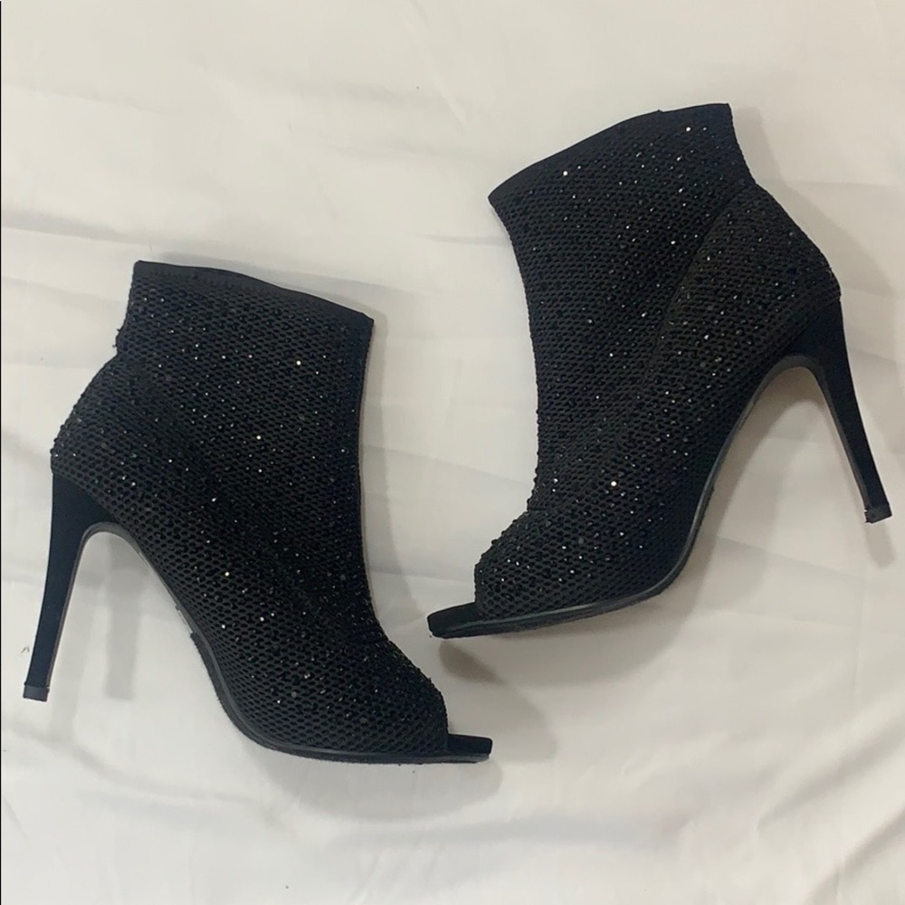 Badazzled black fabric heel